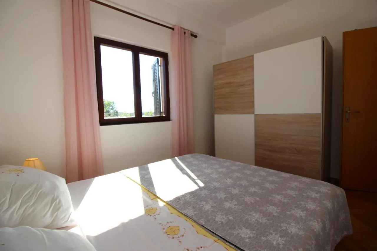 Apartment Liliana Near Beach Porec Croazia